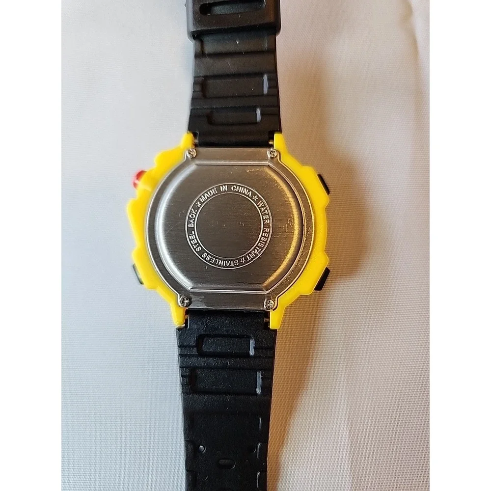 New Range2000 Digital Wristwatch Black & Yellow Water Resistant Laps New in Box